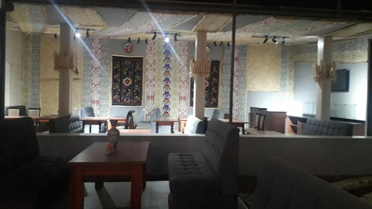 Adras Hotel Tasjkent Buitenkant foto