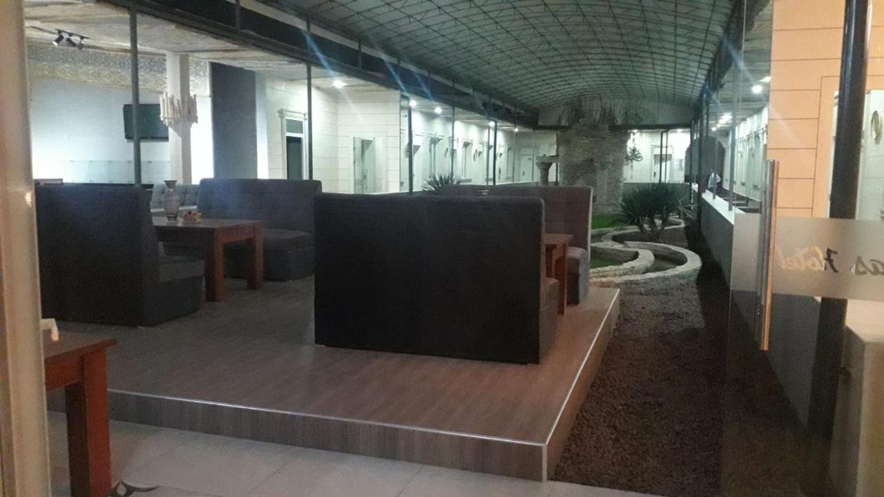 Adras Hotel Tasjkent Buitenkant foto